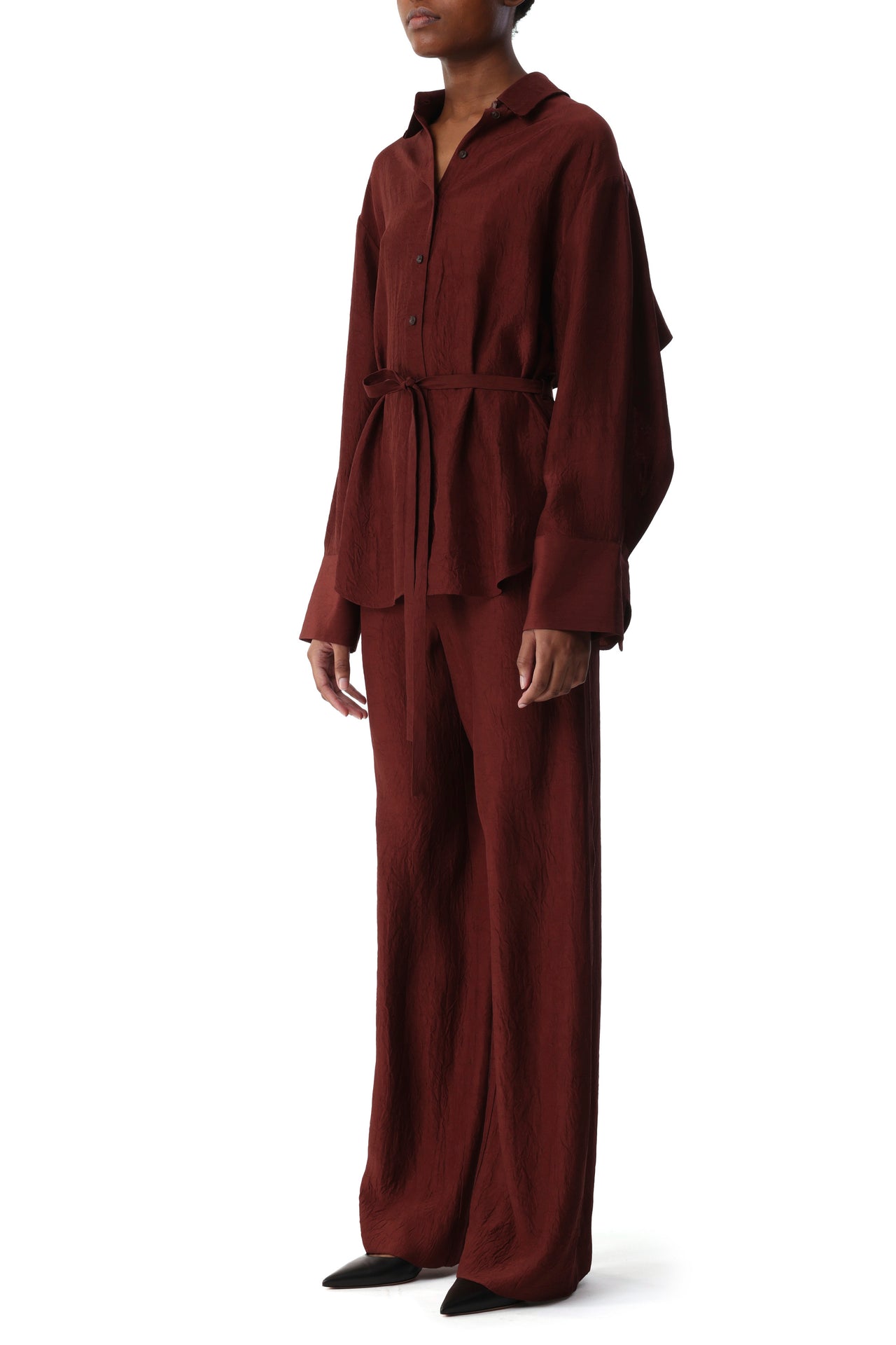 BELTED CRINKLED SATIN OVERSIZE BUTTON-UP view 2