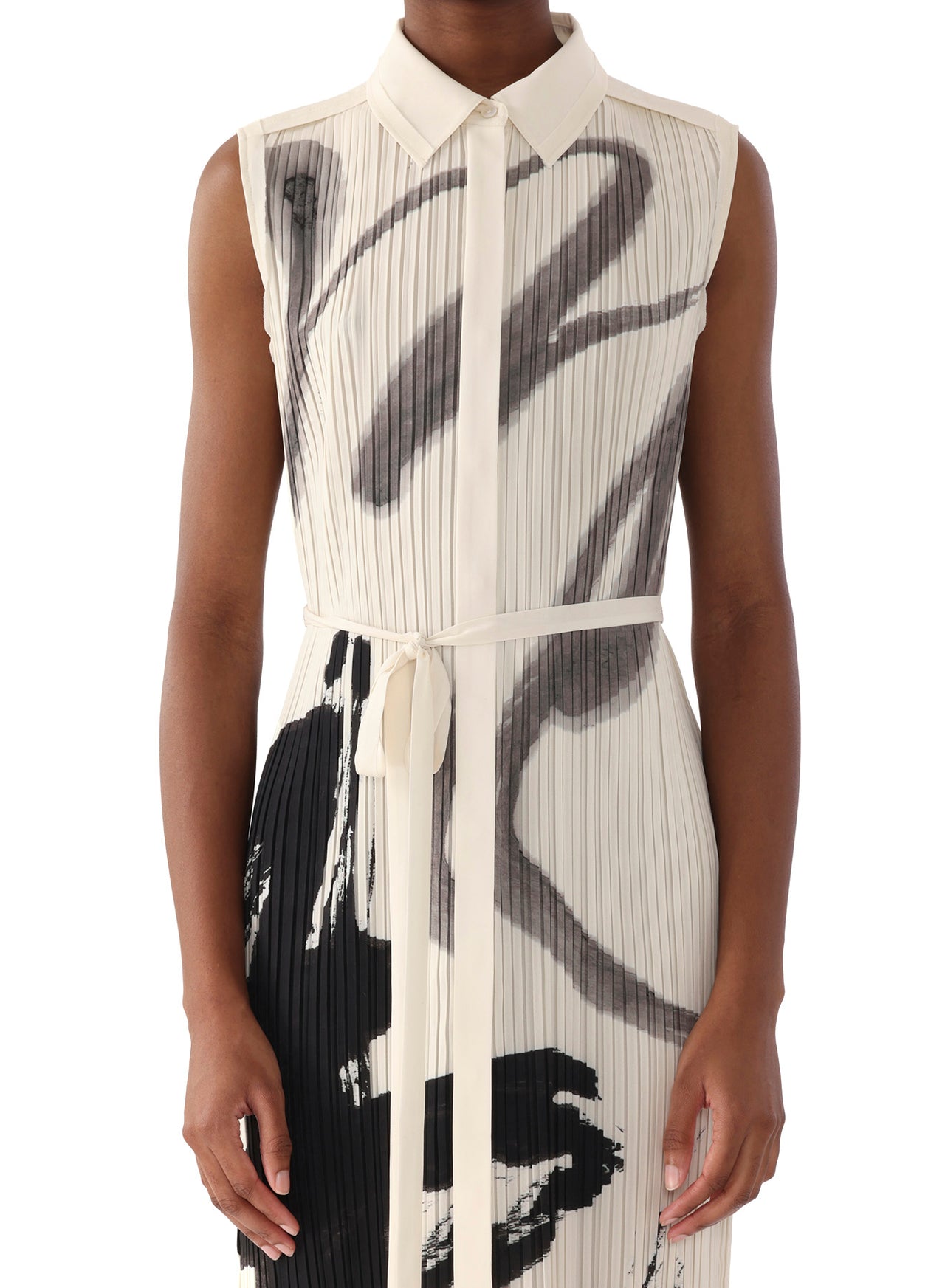 PLEATED SLEEVELESS SHIRTDRESS WITH ARTWORK BY TONG YANG TZE view 4